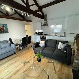 Comfy Flat For 6 In Center Gs306 Sheffield